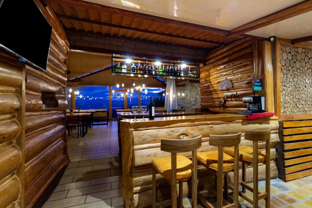 El Cedro Sonado Hotel Patate Exterior photo